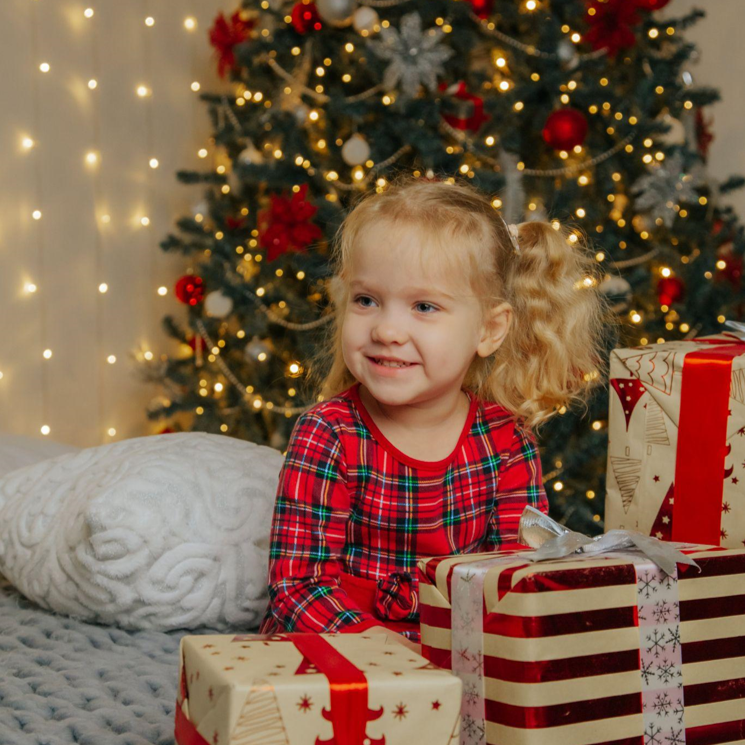 How Artificial Christmas Trees Can Improve Your Smile and Dental Health